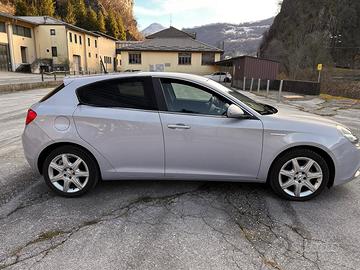 ALFA ROMEO Giulietta 1.6 JTD 105 CV