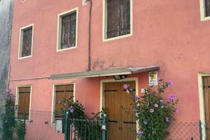 CASA RURALE ABITABILE MA DA RIMODERNARE