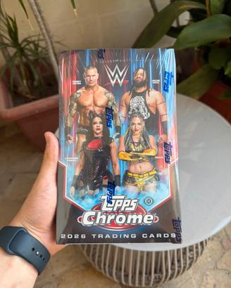 2026 Topps Chrome® WWE – Hobby Box