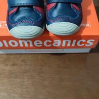 scarpe biomecanics 