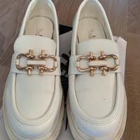 Scarpe mocassini