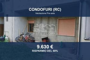 Immobile in asta di 112 m² con più di 5 locali a C
