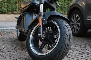 E-Chopper 50cc – 1700km/ BATTERIA NUOVA  - Targato