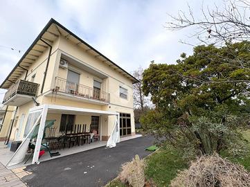 CASA INDIPENDENTE A CAMPOSANTO