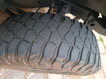 Gomme jk bf goodrich  KM3 37 12.50 17