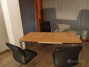 Mobili d'ufficio