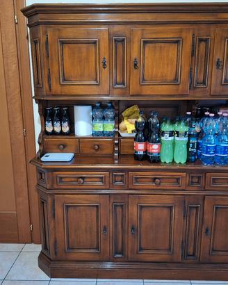 Credenza in legno massello