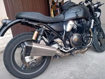 Suzuki 750 gsx inazuma