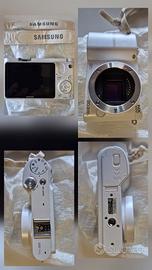 fotocamera Samsung con 2 ottiche e accessori