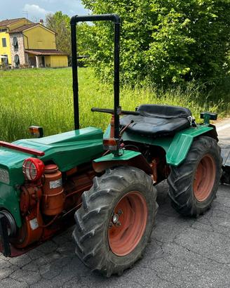 Trattore Pasquali 990 con Fresa