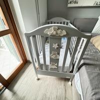 Culla marca Azzurra grigio e bianca