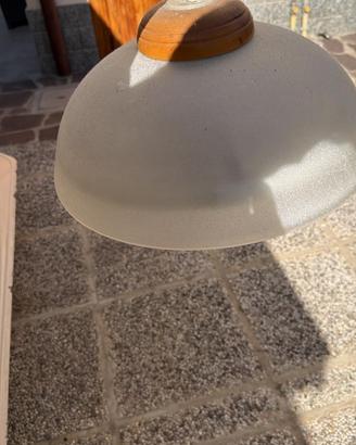Lampadario sferico vintage anni ’70 vetro bianco