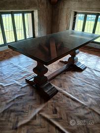 Tavolo in legno 