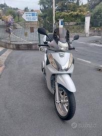 Honda SH 300 2011