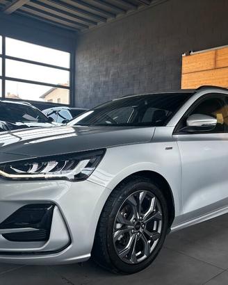 Ford Focus 1.0 EcoBoost Hybrid 125 CV ST-Line AUT.