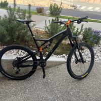 Bici full suspention