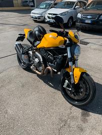 Ducati monster 821 yellow