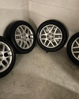 Cerchi in lega golf 4 da 16 originali