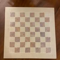 Scacchiera di marmo, scultore