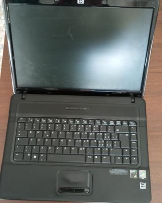 LAPTOP HP COMPAQ 6735s - scheda video con reflow da fare