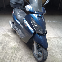 Piaggio X7 250