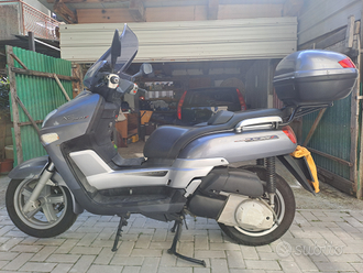Yamaha XC 300 Scooter usata in vendita