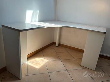 Scrivania ad angolo Ricci Casa - legno chiaro