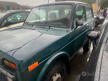 Lada Niva 1.6 4x4 anche NEOPATENTATI !!!