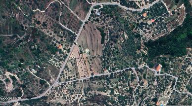 Terreno con fabbricati