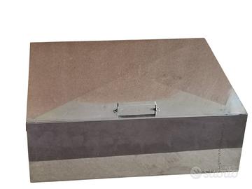 Contenitore con coperchio in acciaio inox