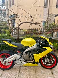 Rs 660 Aprilia
