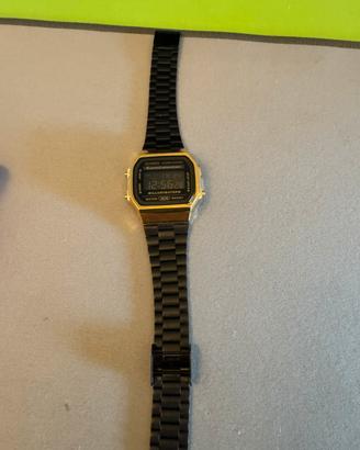 Casio A168WE Black/Gold