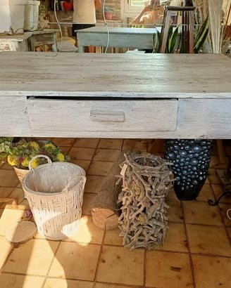 Tavolo decapato Shabby