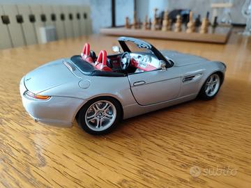 modellino BMW Z8 1:18 bburago