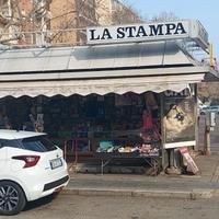 Chiosco edicola in attività,