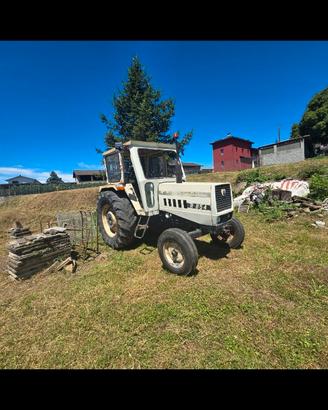 Trattore agricolo