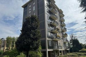 Appartamento di 170 m² con 5 locali e box auto dop