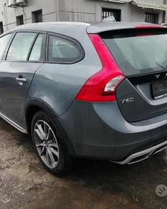 Ricambi usati Volvo v60 cross country