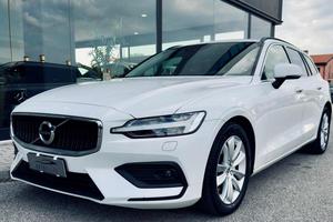 VOLVO V60 B4 (d) Geartronic Momentum SENZA VINC