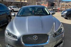 Jaguar XF 2.2D