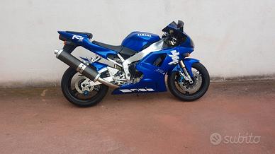 Yamaha R1 1998