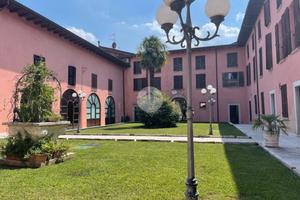 3 LOCALI A PADENGHE SUL GARDA