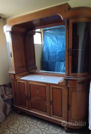 Mobile credenza vetrina antica