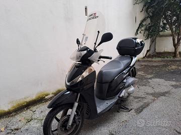HONDA SH 300