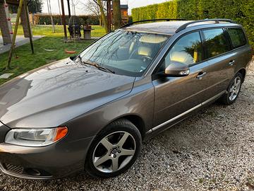 Volvo V70 2,4D