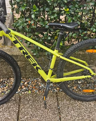 Bicicletta  Trek  marlin 5  13.5 inch.
