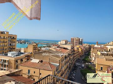 Vista MARE E PORTO MQ 170 TRIPLA ESPOSIZIONE