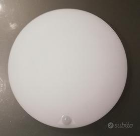 Plafoniera LED con sensore di movimento 