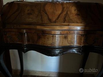 Mobile d'epoca fine 1800