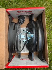 Brembo kit pastiglie freni P 85 153 per Audi A4 A5